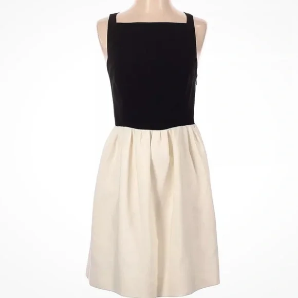 Jill Jill Stuart crepe fit flare color block open back mini dress size 12